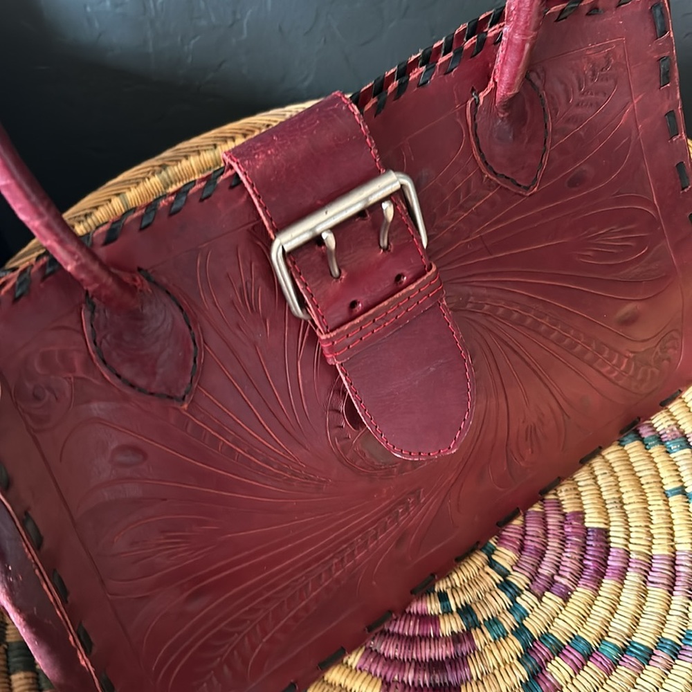 Leaders in Leather Hand Tooled Leather Bag